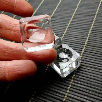 Търговия на едро кристална топка база за кристална сфера стойка притежател декорация прозрачно стъкло кристал стойка полиран акрилна топка база