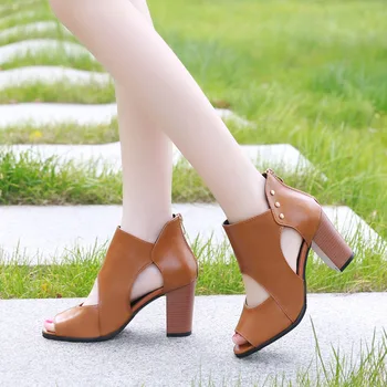 2022 Нови секси високи токчета кръгли пръсти римски сандали Дамски ретро обратно цип Обувки на висок ток Луксозни сандали Жени дизайнери