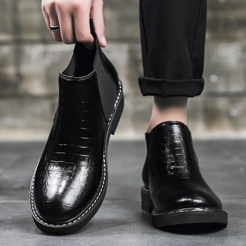 2023 Нови обувки за мъже Мъжки ботуши Мода Шиене на кожени ежедневни обувки Висококачествени ботуши с кръгли пръсти Zapatos