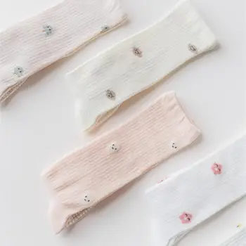 2Pcs Красиви бебешки чорапи Дишащи чорапи за телета Тънки мрежести кухи чорапи за малки деца Облечи